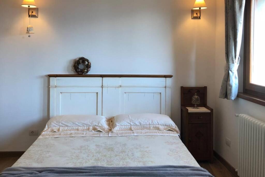 La Poulerie - Suite Dependance Gera Lario Kültér fotó